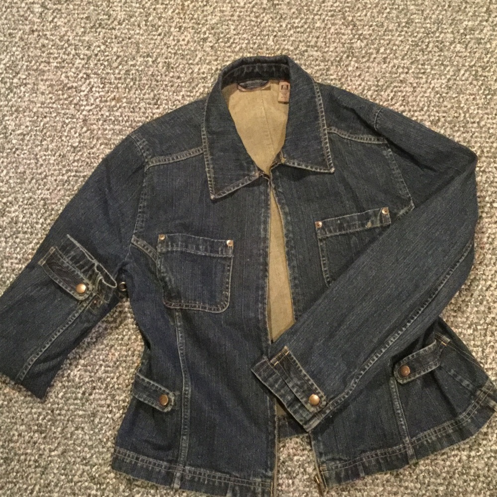 i.e. Relaxed jean jacket Sz L